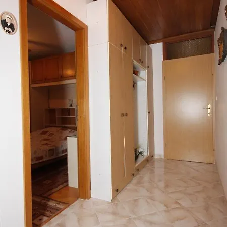Apartment By The Sea Tucepi, Makarska - 2694