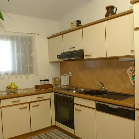 Apartmán By The Sea Tucepi, Makarska - 2694 Tučepi